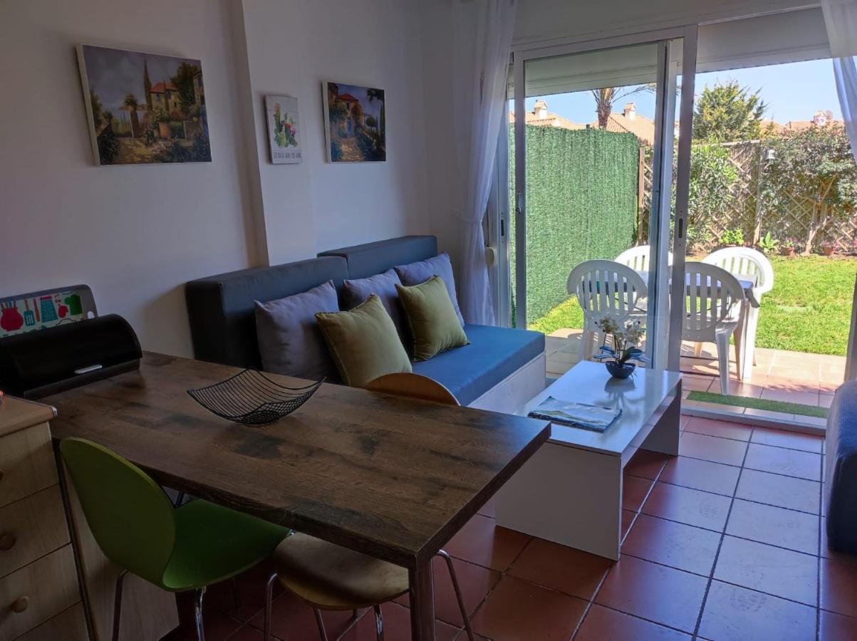 Ferienwohnung Bonito Apartamento En Alcaidesa Con Piscina Exterior foto